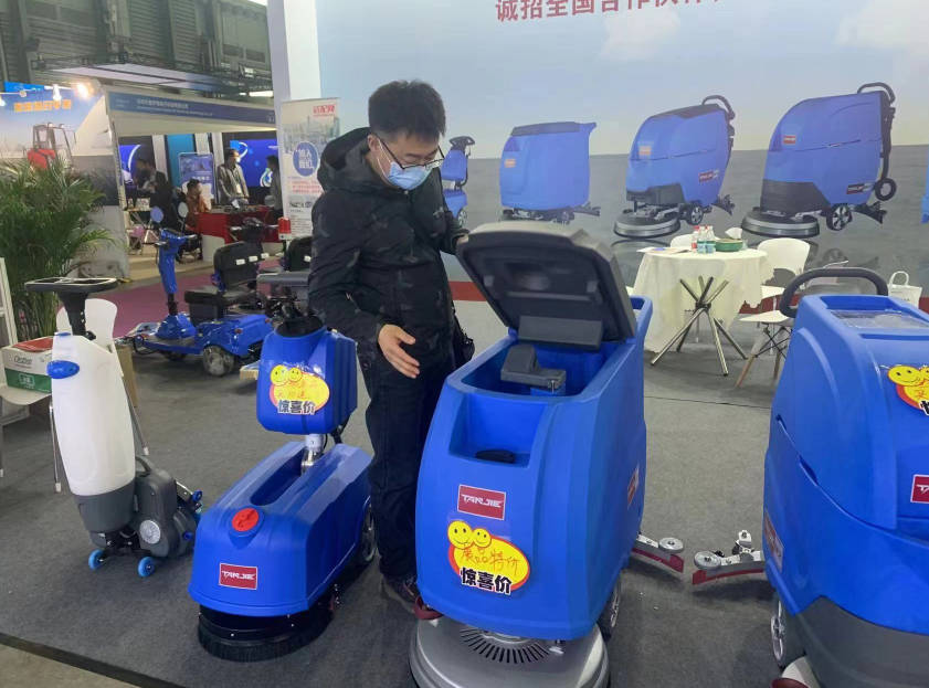 儋州坦洁洗地机公司致力于电动洗地机的生产、销售和服务百家